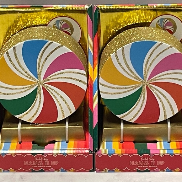 Candy Garland & Stocking Holder Bundle - Picture 9 of 12